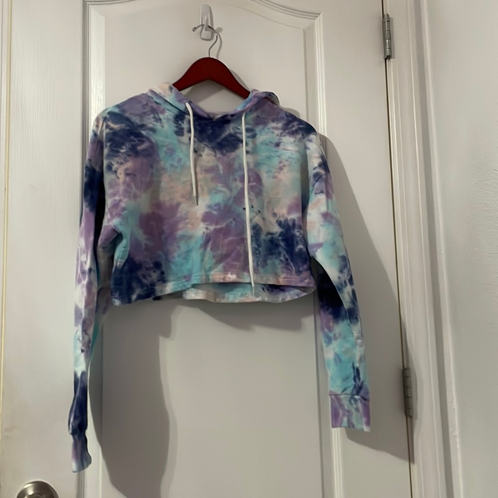 purple and blue color splash crop hoodie